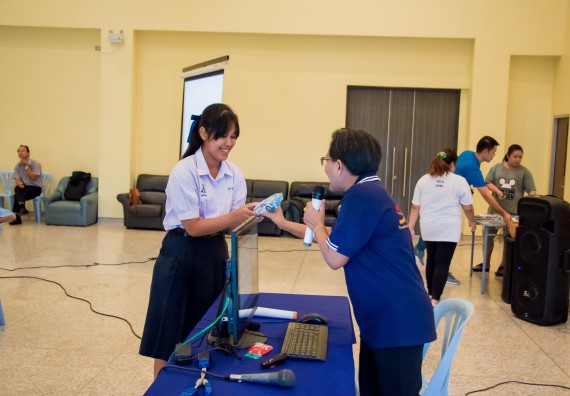 ภาพกิจกรรม คณะวิทยาศาสตร์และเทคโนโลยี จัดอบรมโครงงานวิทยาศาสตร์