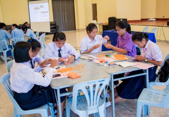 ภาพกิจกรรม คณะวิทยาศาสตร์และเทคโนโลยี จัดอบรมโครงงานวิทยาศาสตร์