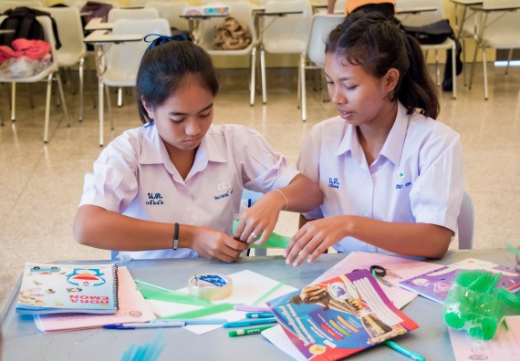 ภาพกิจกรรม คณะวิทยาศาสตร์และเทคโนโลยี จัดอบรมโครงงานวิทยาศาสตร์