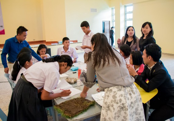 ภาพกิจกรรม คณะวิทยาศาสตร์และเทคโนโลยี จัดอบรมโครงงานวิทยาศาสตร์