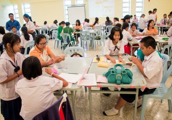 ภาพกิจกรรม คณะวิทยาศาสตร์และเทคโนโลยี จัดอบรมโครงงานวิทยาศาสตร์