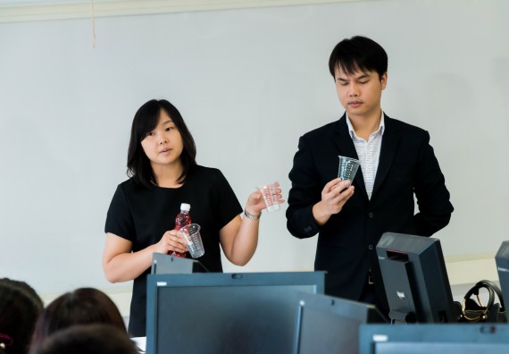 ภาพกิจกรรม คณะวิทยาศาสตร์และเทคโนโลยี จัดอบรมโครงงานวิทยาศาสตร์