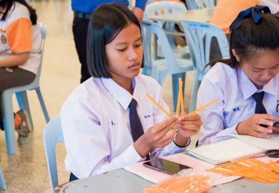 ภาพกิจกรรม คณะวิทยาศาสตร์และเทคโนโลยี จัดอบรมโครงงานวิทยาศาสตร์