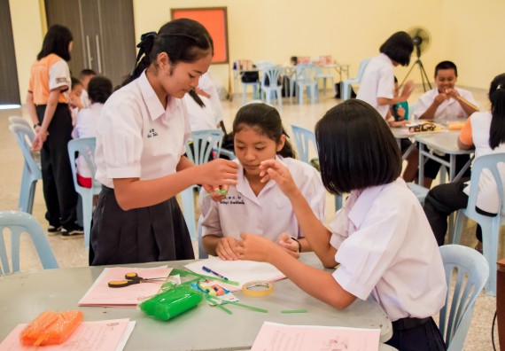 ภาพกิจกรรม คณะวิทยาศาสตร์และเทคโนโลยี จัดอบรมโครงงานวิทยาศาสตร์
