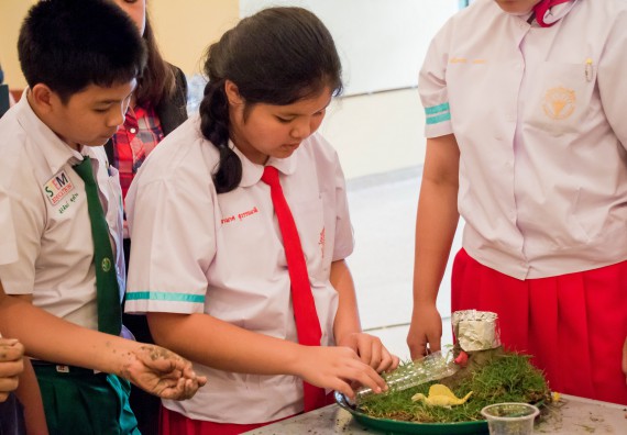 ภาพกิจกรรม คณะวิทยาศาสตร์และเทคโนโลยี จัดอบรมโครงงานวิทยาศาสตร์