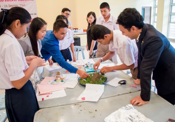 ภาพกิจกรรม คณะวิทยาศาสตร์และเทคโนโลยี จัดอบรมโครงงานวิทยาศาสตร์