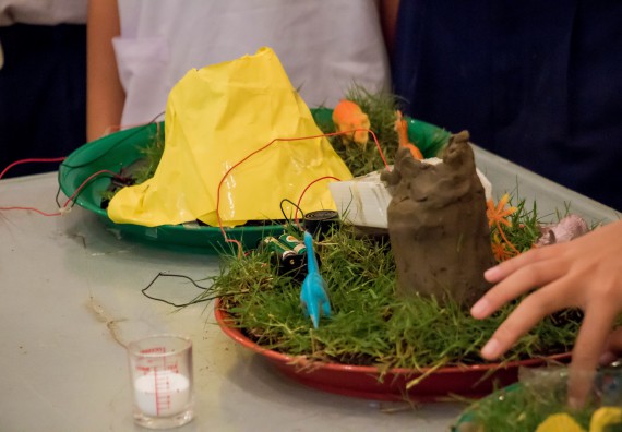 ภาพกิจกรรม คณะวิทยาศาสตร์และเทคโนโลยี จัดอบรมโครงงานวิทยาศาสตร์