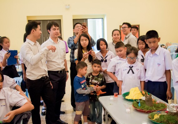 ภาพกิจกรรม คณะวิทยาศาสตร์และเทคโนโลยี จัดอบรมโครงงานวิทยาศาสตร์