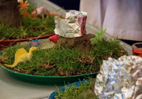 ภาพกิจกรรม คณะวิทยาศาสตร์และเทคโนโลยี จัดอบรมโครงงานวิทยาศาสตร์