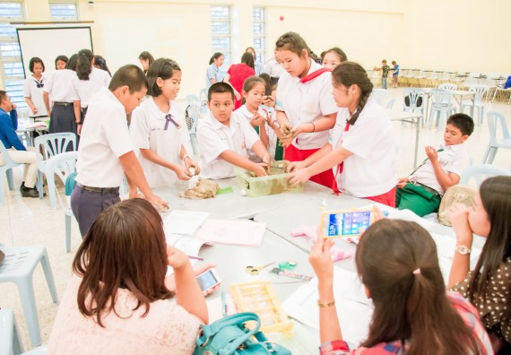 ภาพกิจกรรม คณะวิทยาศาสตร์และเทคโนโลยี จัดอบรมโครงงานวิทยาศาสตร์