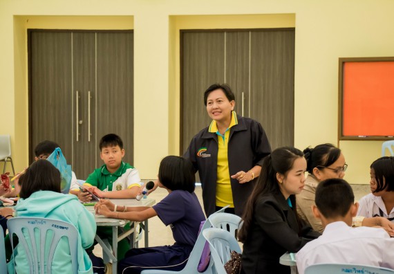 ภาพกิจกรรม คณะวิทยาศาสตร์และเทคโนโลยี จัดอบรมโครงงานวิทยาศาสตร์