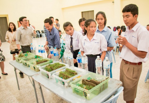 ภาพกิจกรรม คณะวิทยาศาสตร์และเทคโนโลยี จัดอบรมโครงงานวิทยาศาสตร์