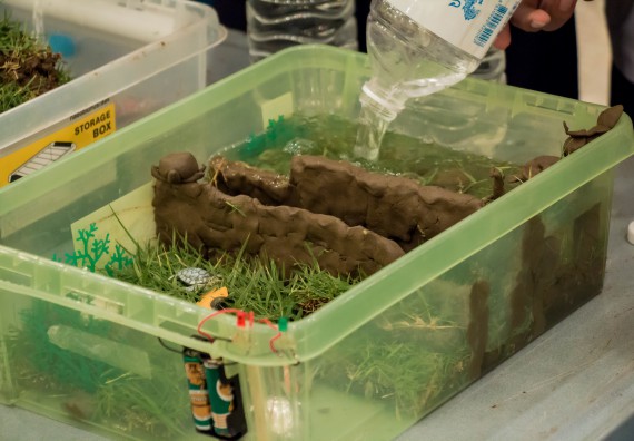 ภาพกิจกรรม คณะวิทยาศาสตร์และเทคโนโลยี จัดอบรมโครงงานวิทยาศาสตร์