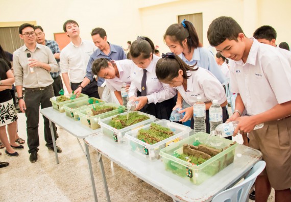 ภาพกิจกรรม คณะวิทยาศาสตร์และเทคโนโลยี จัดอบรมโครงงานวิทยาศาสตร์