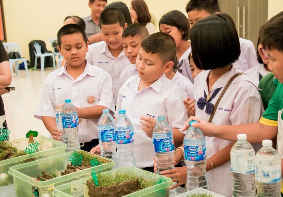 ภาพกิจกรรม คณะวิทยาศาสตร์และเทคโนโลยี จัดอบรมโครงงานวิทยาศาสตร์