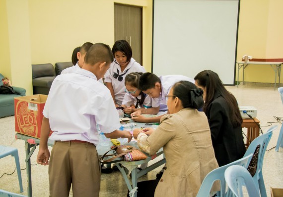 ภาพกิจกรรม คณะวิทยาศาสตร์และเทคโนโลยี จัดอบรมโครงงานวิทยาศาสตร์