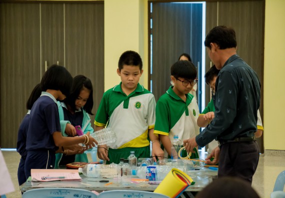 ภาพกิจกรรม คณะวิทยาศาสตร์และเทคโนโลยี จัดอบรมโครงงานวิทยาศาสตร์