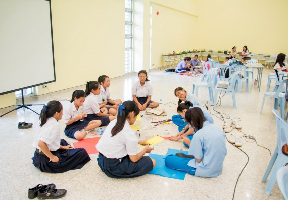 ภาพกิจกรรม คณะวิทยาศาสตร์และเทคโนโลยี จัดอบรมโครงงานวิทยาศาสตร์
