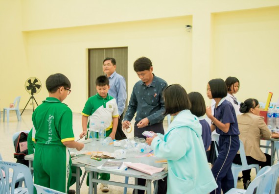 ภาพกิจกรรม คณะวิทยาศาสตร์และเทคโนโลยี จัดอบรมโครงงานวิทยาศาสตร์