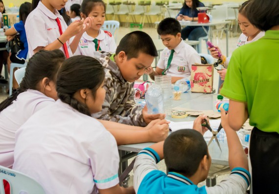 ภาพกิจกรรม คณะวิทยาศาสตร์และเทคโนโลยี จัดอบรมโครงงานวิทยาศาสตร์