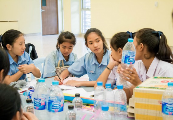 ภาพกิจกรรม คณะวิทยาศาสตร์และเทคโนโลยี จัดอบรมโครงงานวิทยาศาสตร์