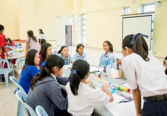 ภาพกิจกรรม คณะวิทยาศาสตร์และเทคโนโลยี จัดอบรมโครงงานวิทยาศาสตร์