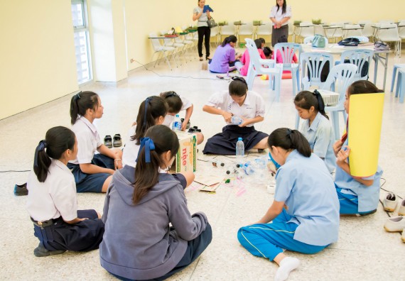 ภาพกิจกรรม คณะวิทยาศาสตร์และเทคโนโลยี จัดอบรมโครงงานวิทยาศาสตร์