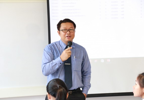 ภาพกิจกรรม โปรแกรมวิชาเคมี จัดการอบรมเตรียมความพร้อมทางการเรียน