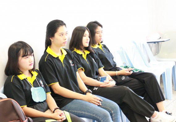 ภาพกิจกรรม โปรแกรมวิชาเคมี จัดการอบรมเตรียมความพร้อมทางการเรียน