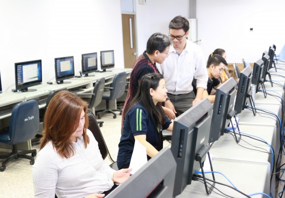 ภาพกิจกรรม คณะวิทยาศาสตร์และเทคโนโลยี จัดประชุมประเมินประสิทธิภาพและประสิทธิผลการปฏิบัติราชการ ครั้งที่ 1 ประจำปีงบประมาณ 2561