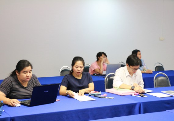 ภาพกิจกรรม คณะวิทยาศาสตร์และเทคโนโลยี จัดกิจกรรมการอบรมเชิงปฏิบัติการ เรื่อง การเขียนรายงานการประกันคุณภาพการศึกษาระดับหลักสูตร