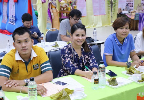 ภาพกิจกรรม คณะวิทยาศาสตร์และเทคโนโลยี เข้าร่วมโครงการนำเสนอแนวปฏิบัติที่ดีของหลักสูตร หน่วยงานสายสนับสนุน ด้านการบริการวิชาการ ด้านศิลปวัฒนธรรม ด้านการวิจัย และด้านการบูรณาการพันธกิจ ประจำปีการศึกษา 2560