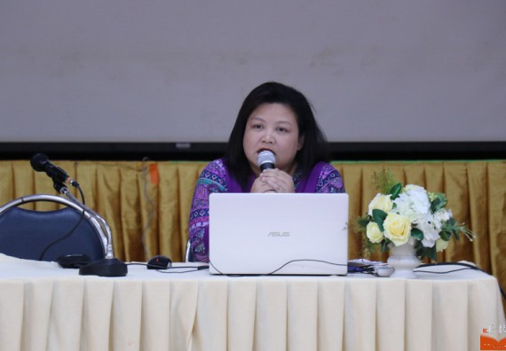 ภาพกิจกรรม คณะวิทยาศาสตร์และเทคโนโลยี เข้าร่วมโครงการนำเสนอแนวปฏิบัติที่ดีของหลักสูตร หน่วยงานสายสนับสนุน ด้านการบริการวิชาการ ด้านศิลปวัฒนธรรม ด้านการวิจัย และด้านการบูรณาการพันธกิจ ประจำปีการศึกษา 2560