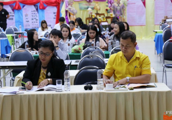 ภาพกิจกรรม คณะวิทยาศาสตร์และเทคโนโลยี เข้าร่วมโครงการนำเสนอแนวปฏิบัติที่ดีของหลักสูตร หน่วยงานสายสนับสนุน ด้านการบริการวิชาการ ด้านศิลปวัฒนธรรม ด้านการวิจัย และด้านการบูรณาการพันธกิจ ประจำปีการศึกษา 2560