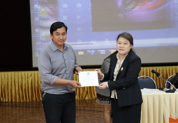 ภาพกิจกรรม คณะวิทยาศาสตร์และเทคโนโลยี เข้าร่วมโครงการนำเสนอแนวปฏิบัติที่ดีของหลักสูตร หน่วยงานสายสนับสนุน ด้านการบริการวิชาการ ด้านศิลปวัฒนธรรม ด้านการวิจัย และด้านการบูรณาการพันธกิจ ประจำปีการศึกษา 2560