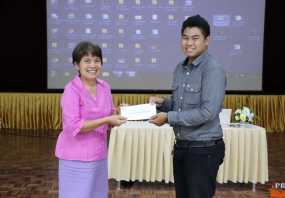 ภาพกิจกรรม คณะวิทยาศาสตร์และเทคโนโลยี เข้าร่วมโครงการนำเสนอแนวปฏิบัติที่ดีของหลักสูตร หน่วยงานสายสนับสนุน ด้านการบริการวิชาการ ด้านศิลปวัฒนธรรม ด้านการวิจัย และด้านการบูรณาการพันธกิจ ประจำปีการศึกษา 2560