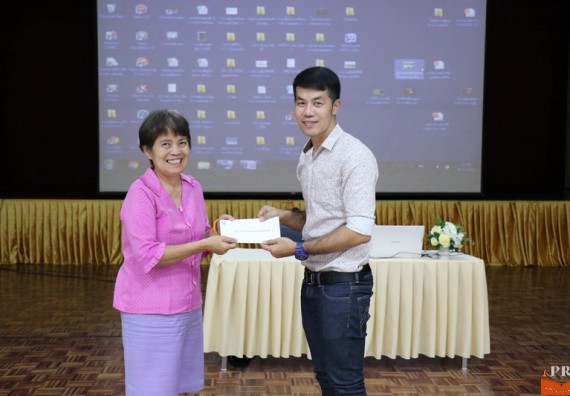 ภาพกิจกรรม คณะวิทยาศาสตร์และเทคโนโลยี เข้าร่วมโครงการนำเสนอแนวปฏิบัติที่ดีของหลักสูตร หน่วยงานสายสนับสนุน ด้านการบริการวิชาการ ด้านศิลปวัฒนธรรม ด้านการวิจัย และด้านการบูรณาการพันธกิจ ประจำปีการศึกษา 2560