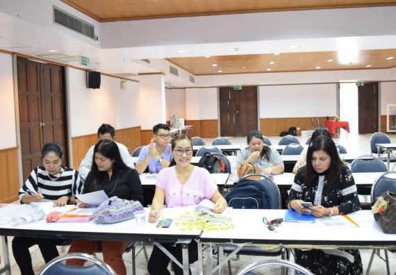 ภาพกิจกรรม คณะวิทยาศาสตร์และเทคโนโลยี เข้าร่วมอบรมการพัฒนาชุดโครงการวิจัยร่วมกับพี่เลี้ยงนักวิจัย