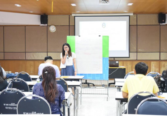 ภาพกิจกรรม คณะวิทยาศาสตร์และเทคโนโลยี เข้าร่วมอบรมการพัฒนาชุดโครงการวิจัยร่วมกับพี่เลี้ยงนักวิจัย