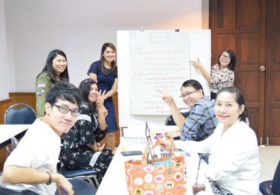 ภาพกิจกรรม คณะวิทยาศาสตร์และเทคโนโลยี เข้าร่วมอบรมการพัฒนาชุดโครงการวิจัยร่วมกับพี่เลี้ยงนักวิจัย