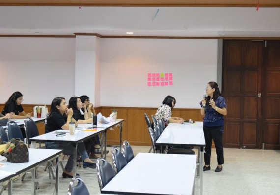 ภาพกิจกรรม คณะวิทยาศาสตร์และเทคโนโลยี เข้าร่วมอบรมการพัฒนาชุดโครงการวิจัยร่วมกับพี่เลี้ยงนักวิจัย