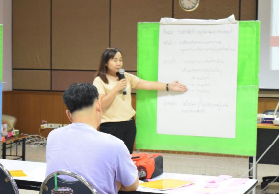 ภาพกิจกรรม คณะวิทยาศาสตร์และเทคโนโลยี เข้าร่วมอบรมการพัฒนาชุดโครงการวิจัยร่วมกับพี่เลี้ยงนักวิจัย