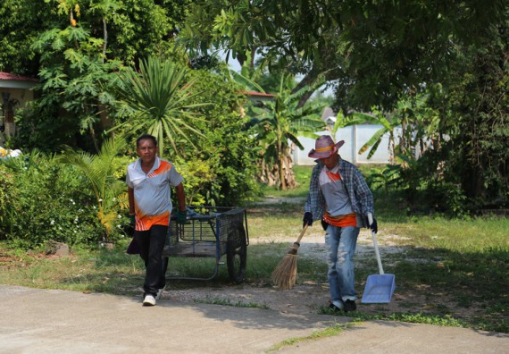 ภาพกิจกรรม คณะวิทยาศาสตร์และเทคโนโลยี เข้าร่วมกิจกรรมวันจิตอาสามหาวิทยาลัยไทย