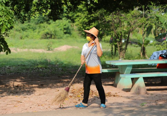 ภาพกิจกรรม คณะวิทยาศาสตร์และเทคโนโลยี เข้าร่วมกิจกรรมวันจิตอาสามหาวิทยาลัยไทย