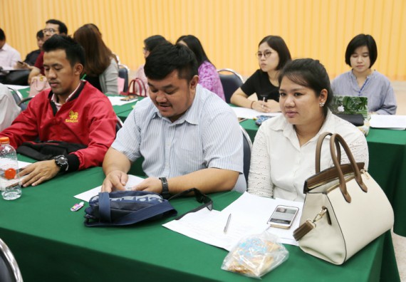 ภาพกิจกรรม คณะวิทยาศาสตร์และเทคโนโลยี เข้าร่วมการประชุมเชิงปฏิบัติการ เรื่อง การทวนสอบผลสัมฤทธิ์ของนักศึกษาตามมาตรฐานผลการเรียนรู้คาดหวัง