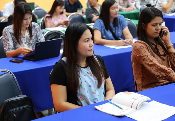 ภาพกิจกรรม คณะวิทยาศาสตร์และเทคโนโลยี เข้าร่วมการประชุมเชิงปฏิบัติการ เรื่อง การทวนสอบผลสัมฤทธิ์ของนักศึกษาตามมาตรฐานผลการเรียนรู้คาดหวัง