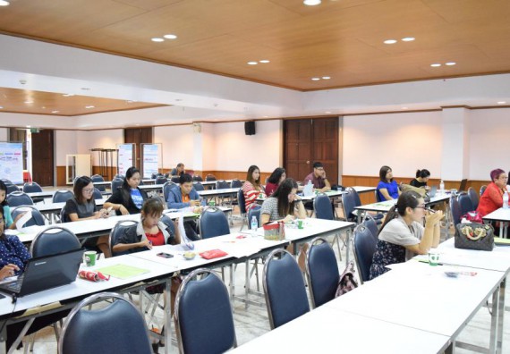 ภาพกิจกรรม คณะวิทยาศาสตร์และเทคโนโลยี เข้าร่วมนำเสนอผลการจัดการความรู้ ประจำปีการศึกษา 2560