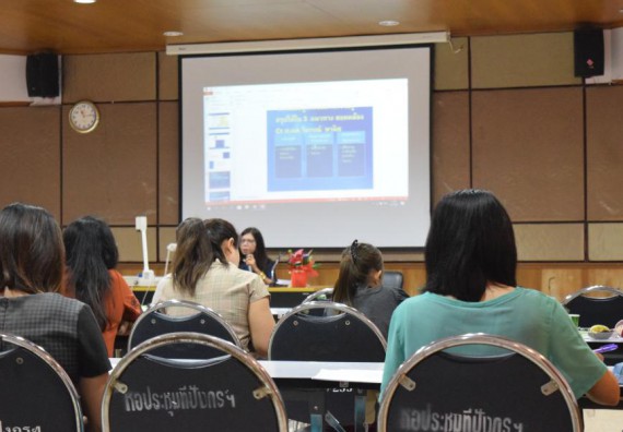 ภาพกิจกรรม คณะวิทยาศาสตร์และเทคโนโลยี เข้าร่วมนำเสนอผลการจัดการความรู้ ประจำปีการศึกษา 2560