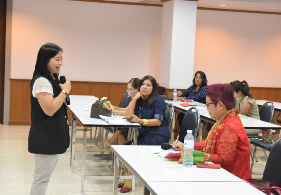 ภาพกิจกรรม คณะวิทยาศาสตร์และเทคโนโลยี เข้าร่วมนำเสนอผลการจัดการความรู้ ประจำปีการศึกษา 2560