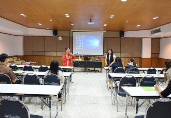 ภาพกิจกรรม คณะวิทยาศาสตร์และเทคโนโลยี เข้าร่วมนำเสนอผลการจัดการความรู้ ประจำปีการศึกษา 2560